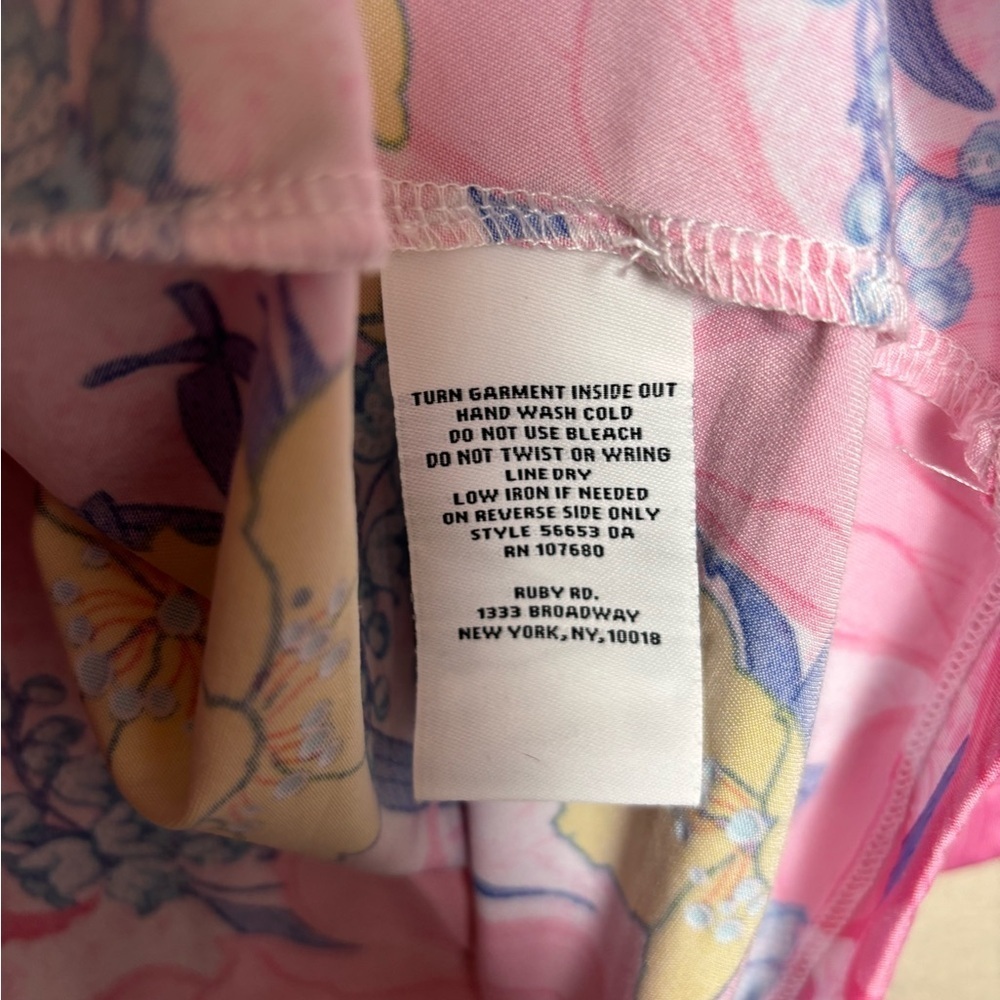 Ruby Rd Pink & White Tropical Flora Puff Print Knot Front 3/4 Sleeve Knit Top 2X - Picture 9 of 9